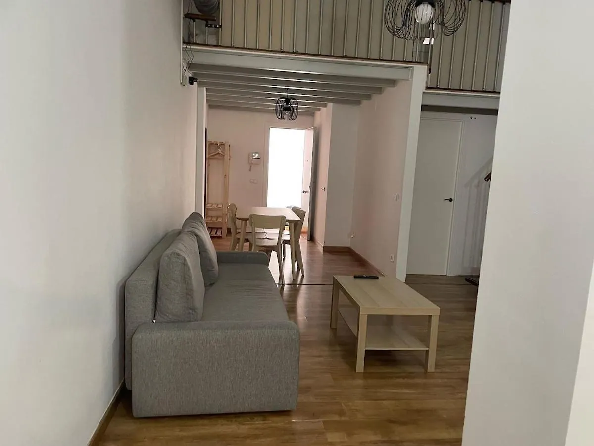 Apartment Sa 15Min Downtown Barcelona, 5Min Metro, Beach Nearby Sant Adria de Besos
