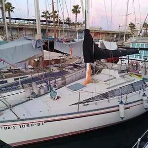Experience On A Sailboat To Sleep Botel