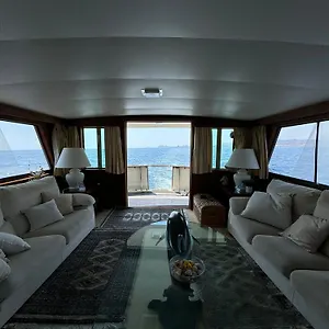 Yacht Our Alissa Botel